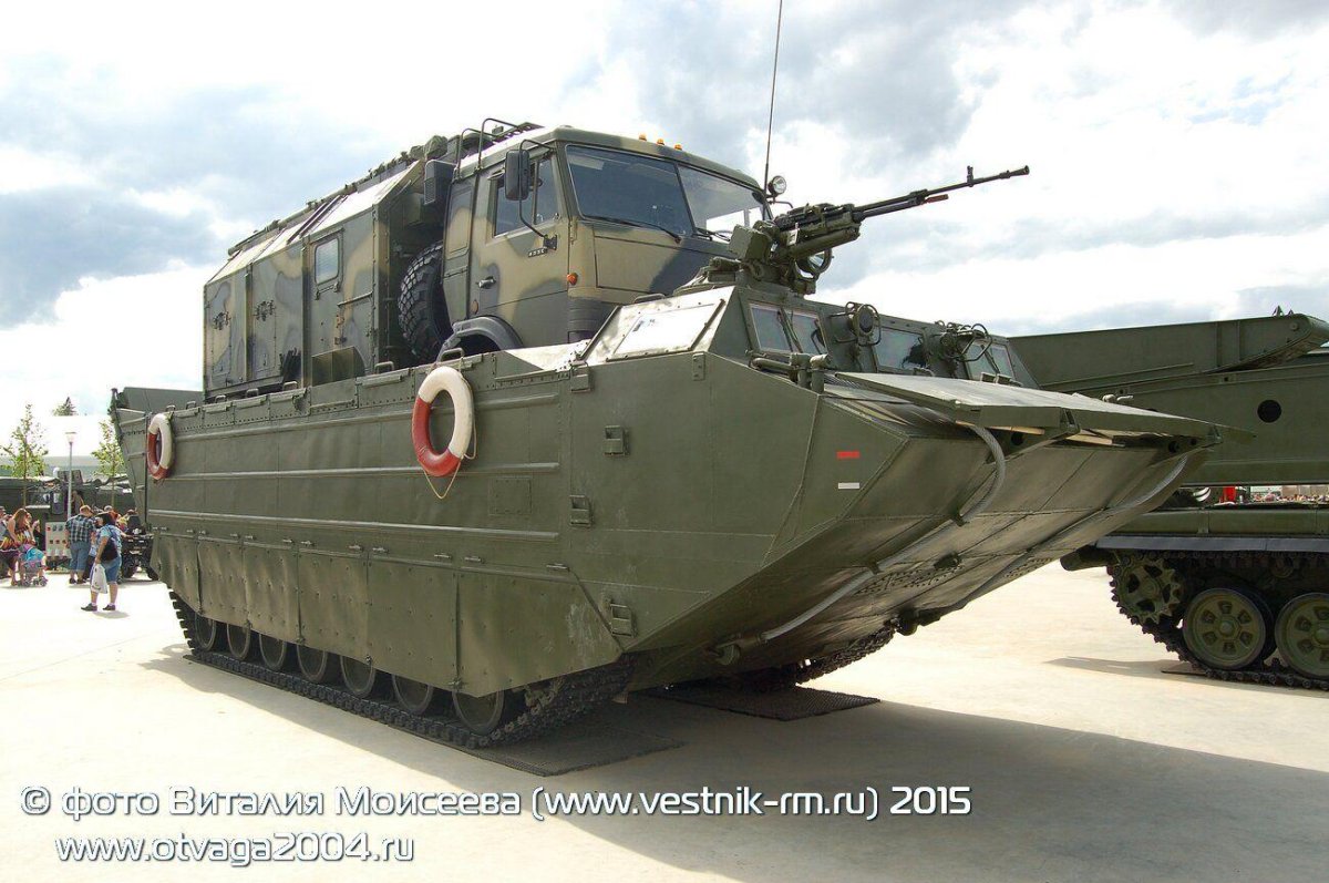 Плавающий гусеничный Транспортер ПТС-4