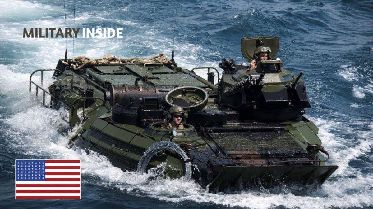 Бронированная гусеничная амфибия aav7