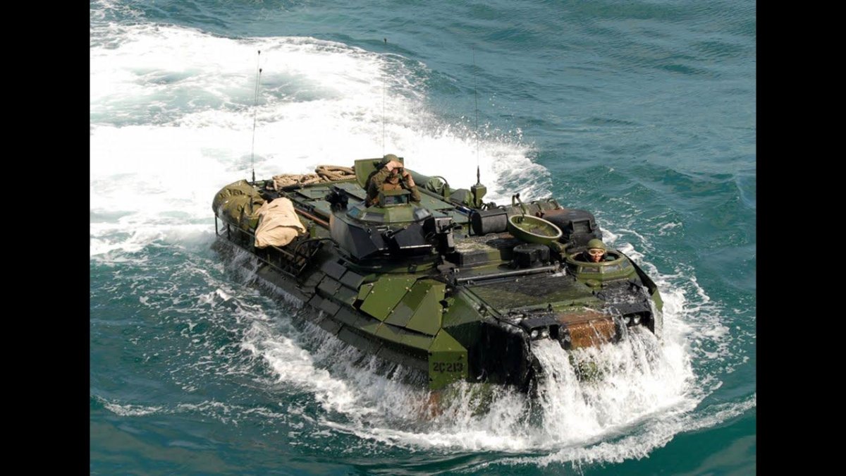 AAV Amphibious Assault