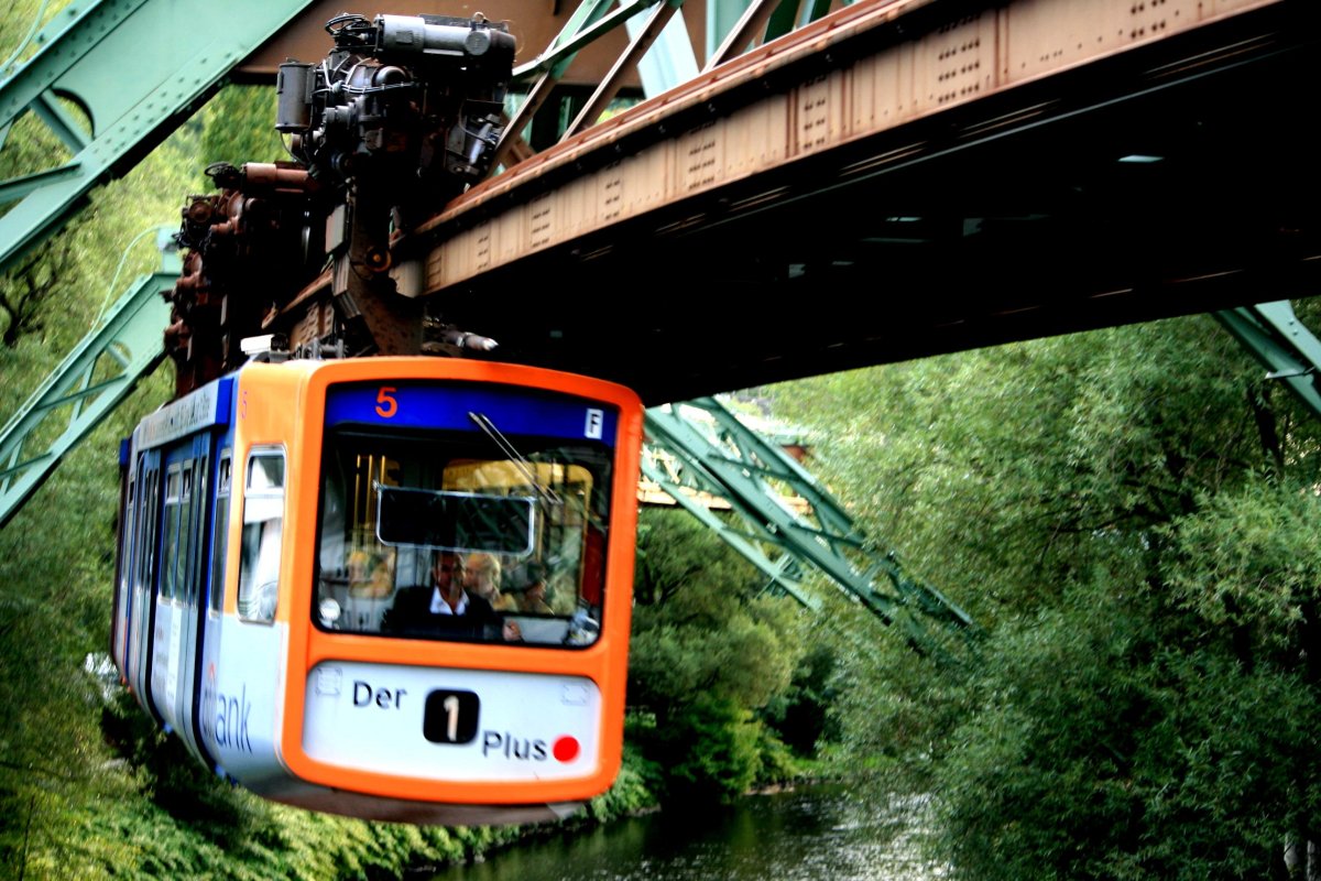 Монорельс Вупперталь