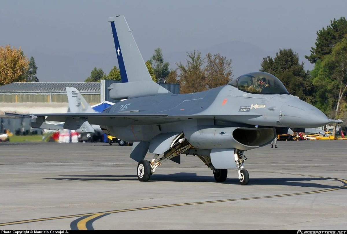 F-16b ВВС Чили