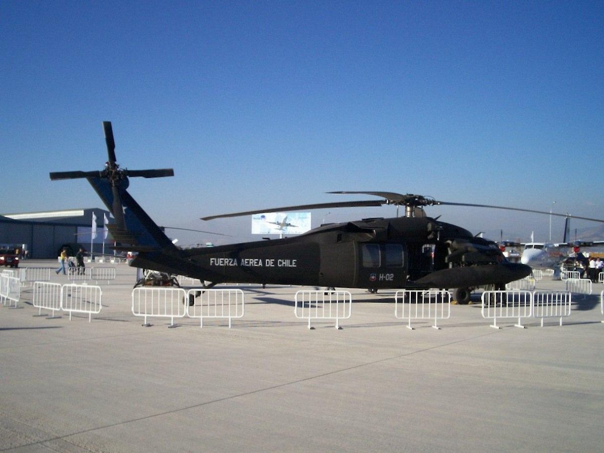 S-70i Black Hawk
