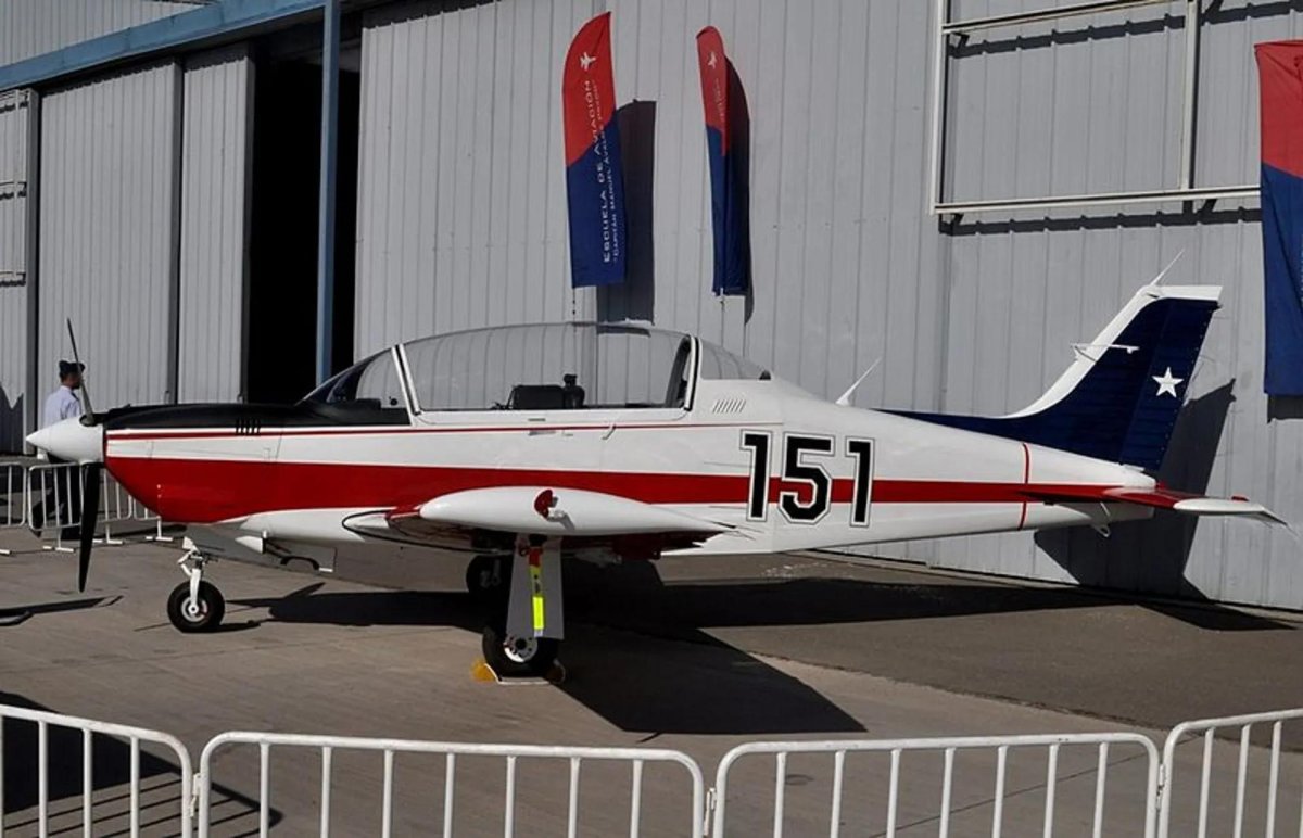 Enaer t-35 pillán