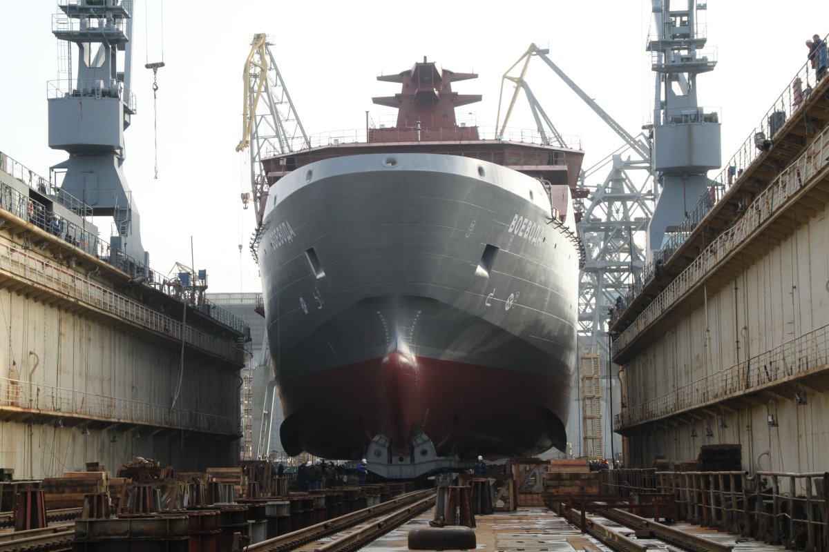 Судостроительный завод янтарь Калининград