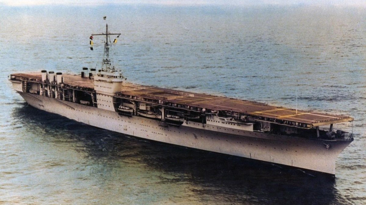 Авианосец CV 4