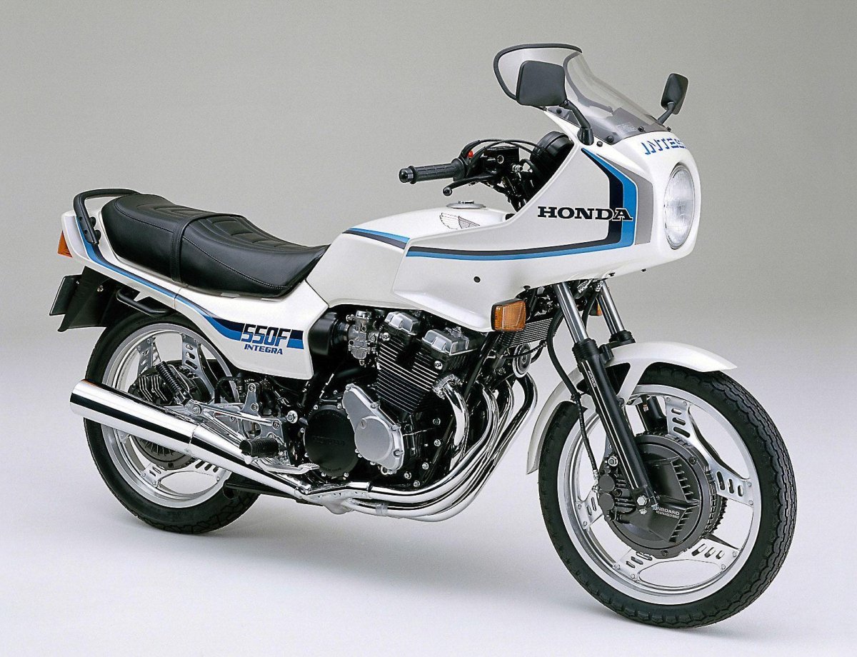 Honda cbx550f
