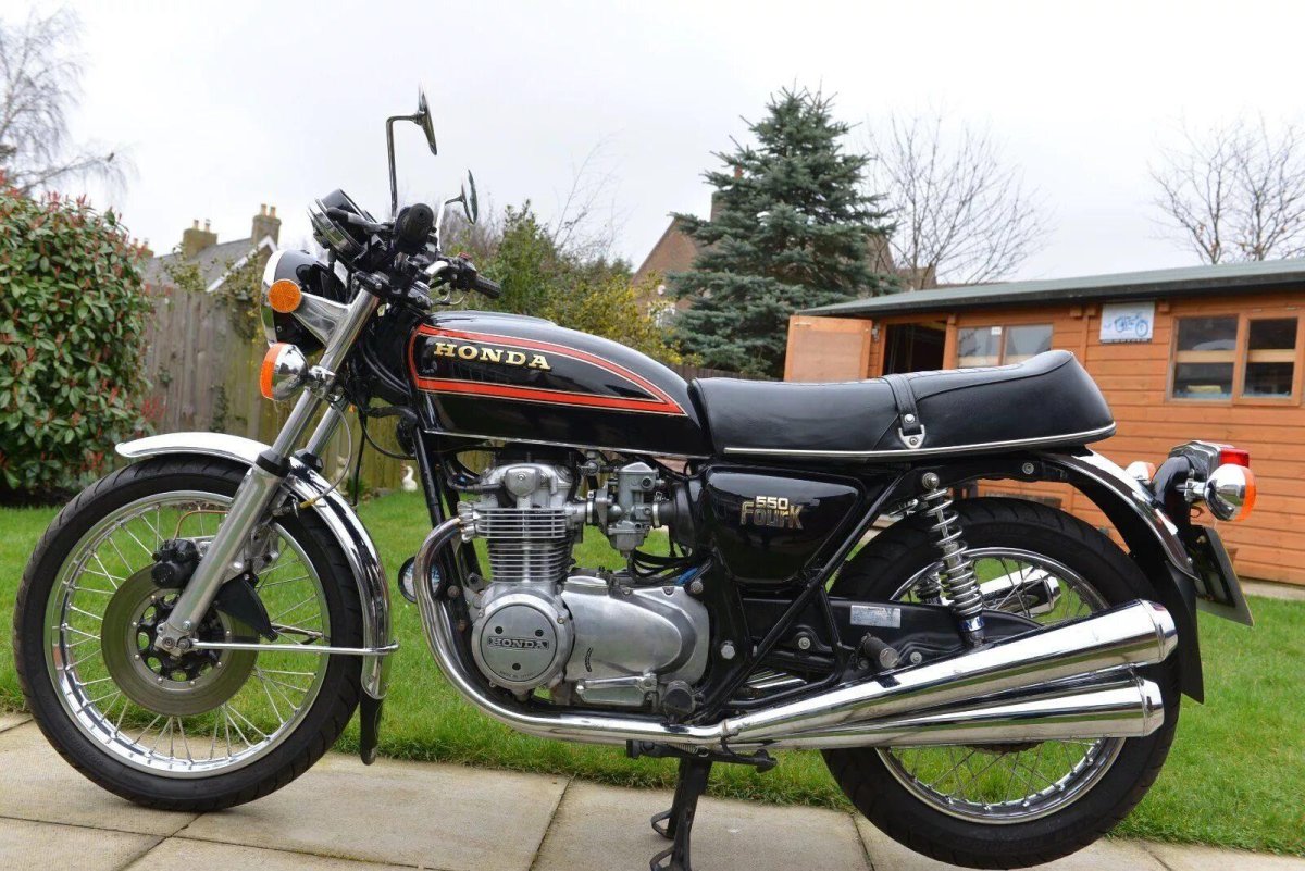 Хонда 550 мотоцикл
