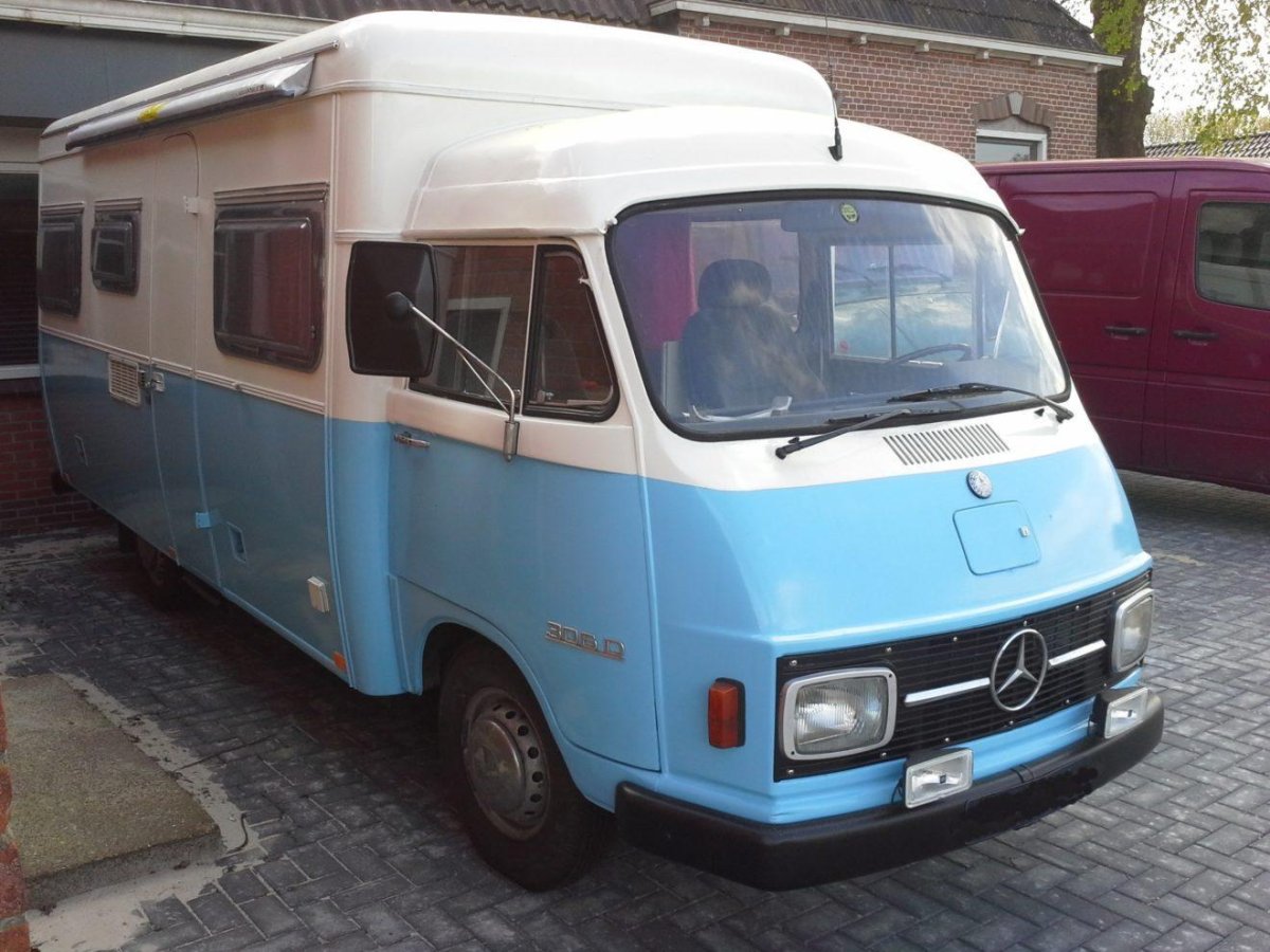 Mercedes Hanomag