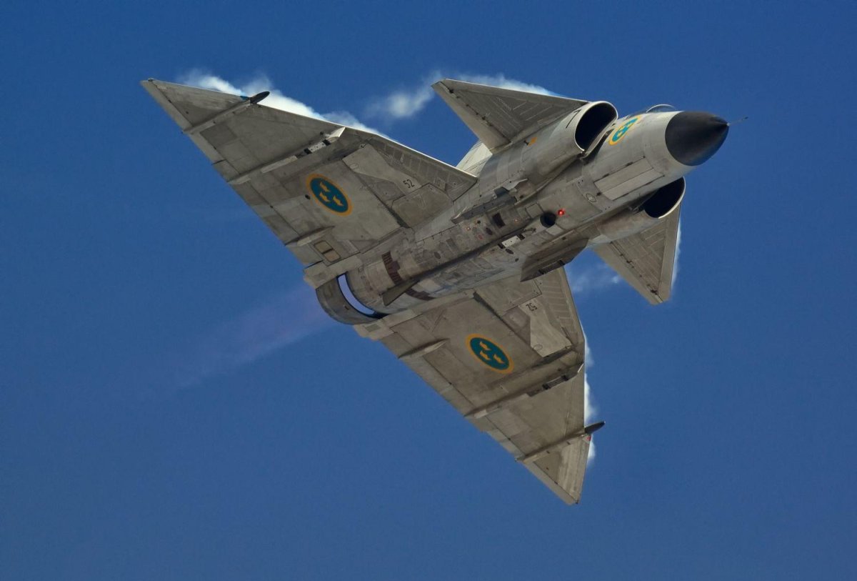 Saab Viggen самолет