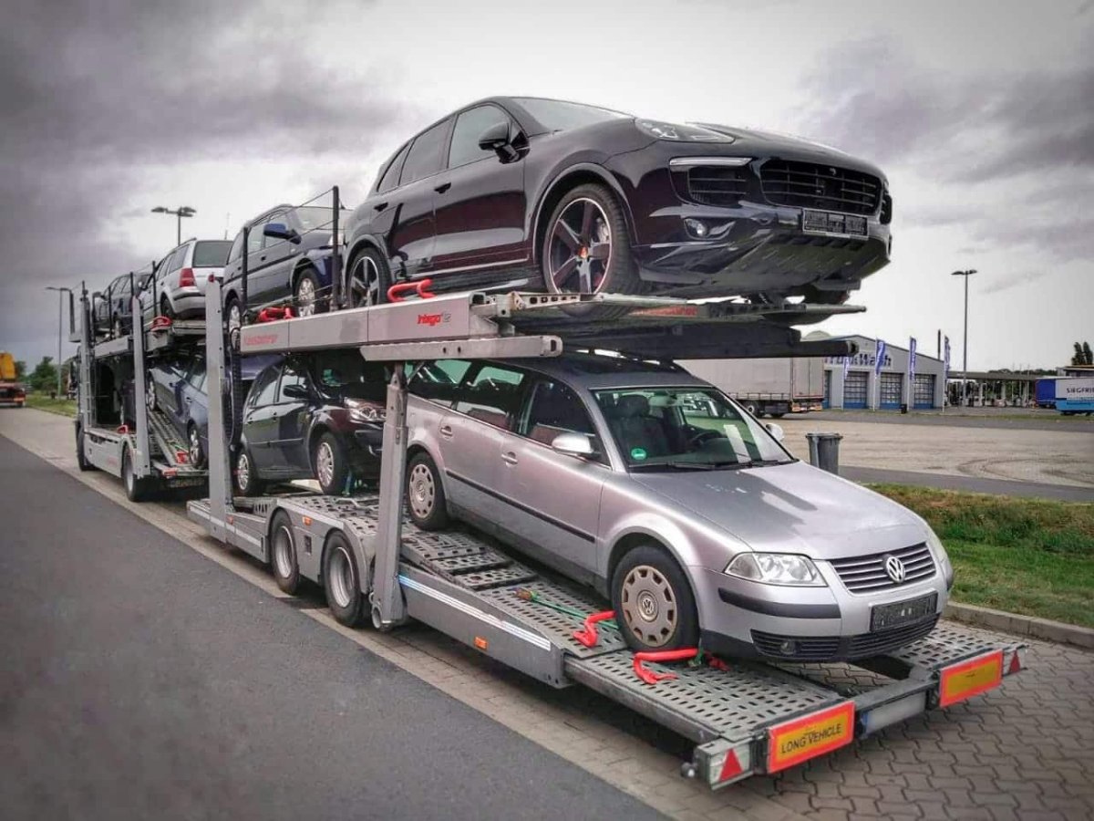 Машина автовоз