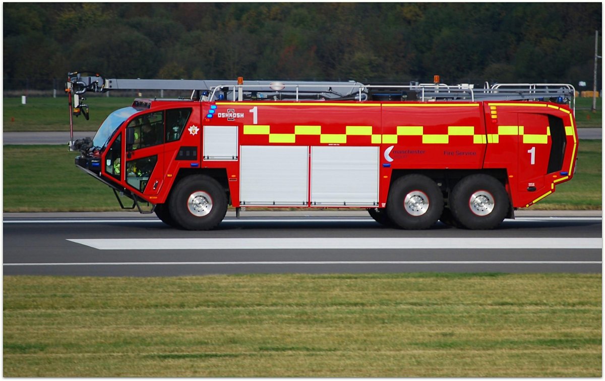 Oshkosh Striker 6 × 6 ARFF.