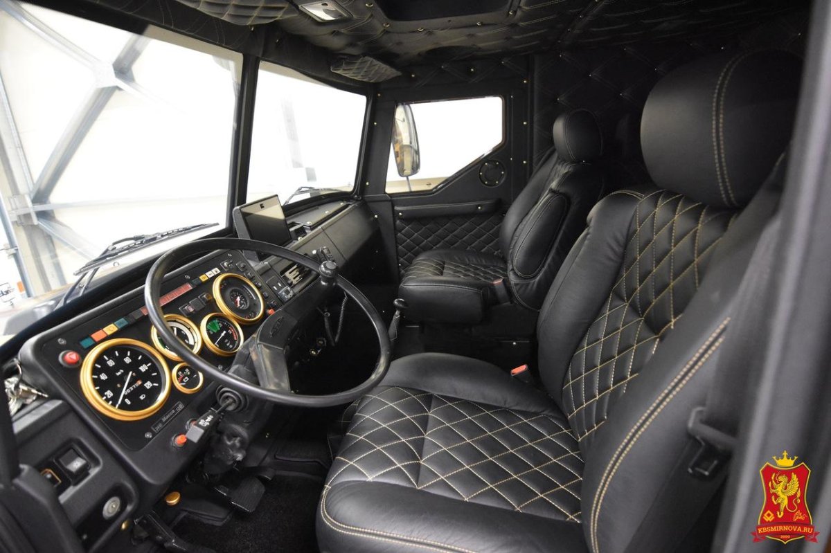 ЗИЛ 131 салон