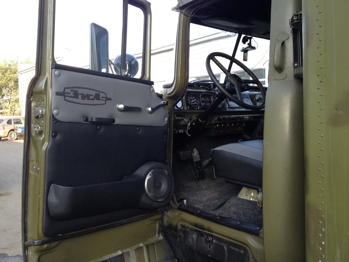 ЗИЛ 131 кабина