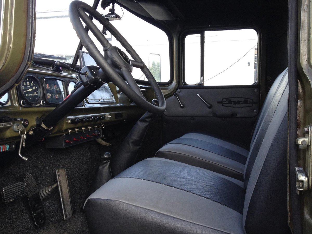 ЗИЛ 131 салон