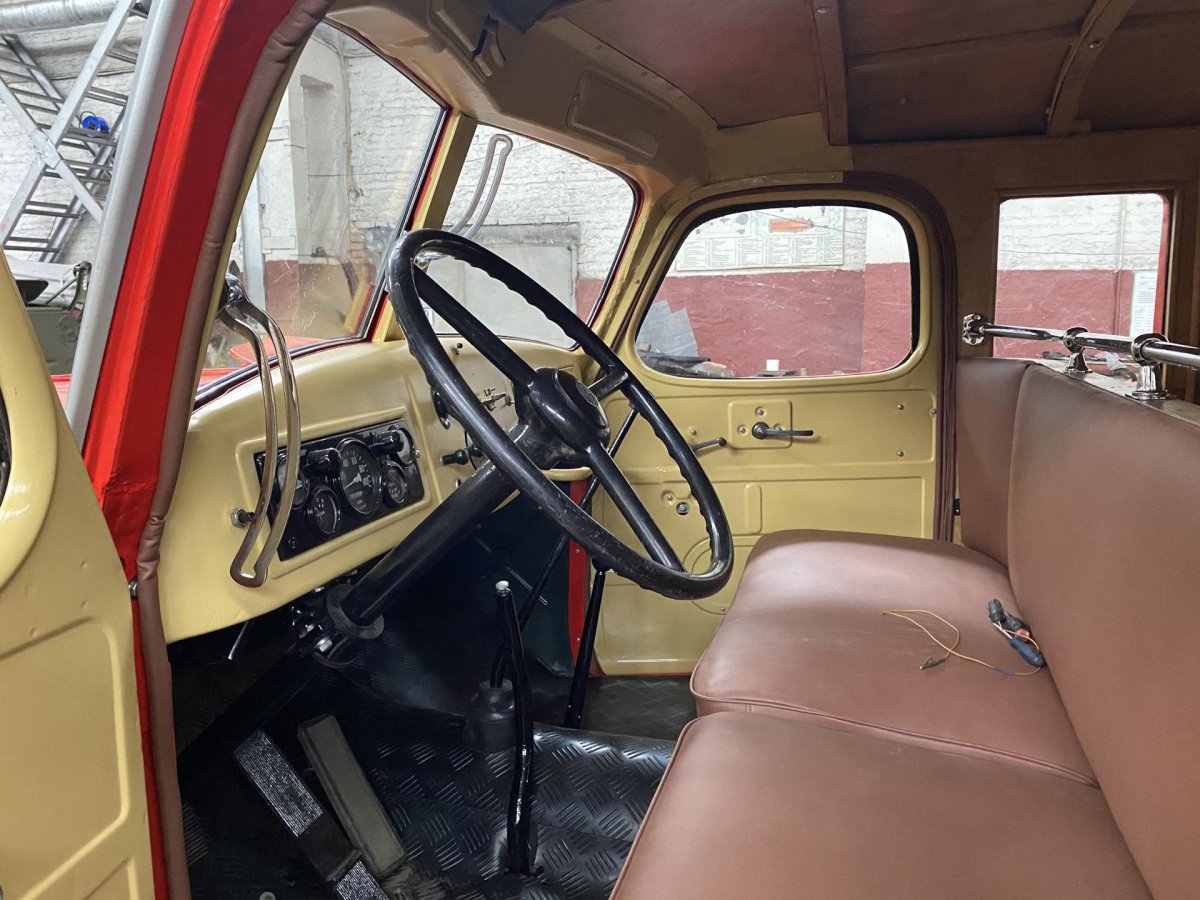 ЗИЛ 157 кабина