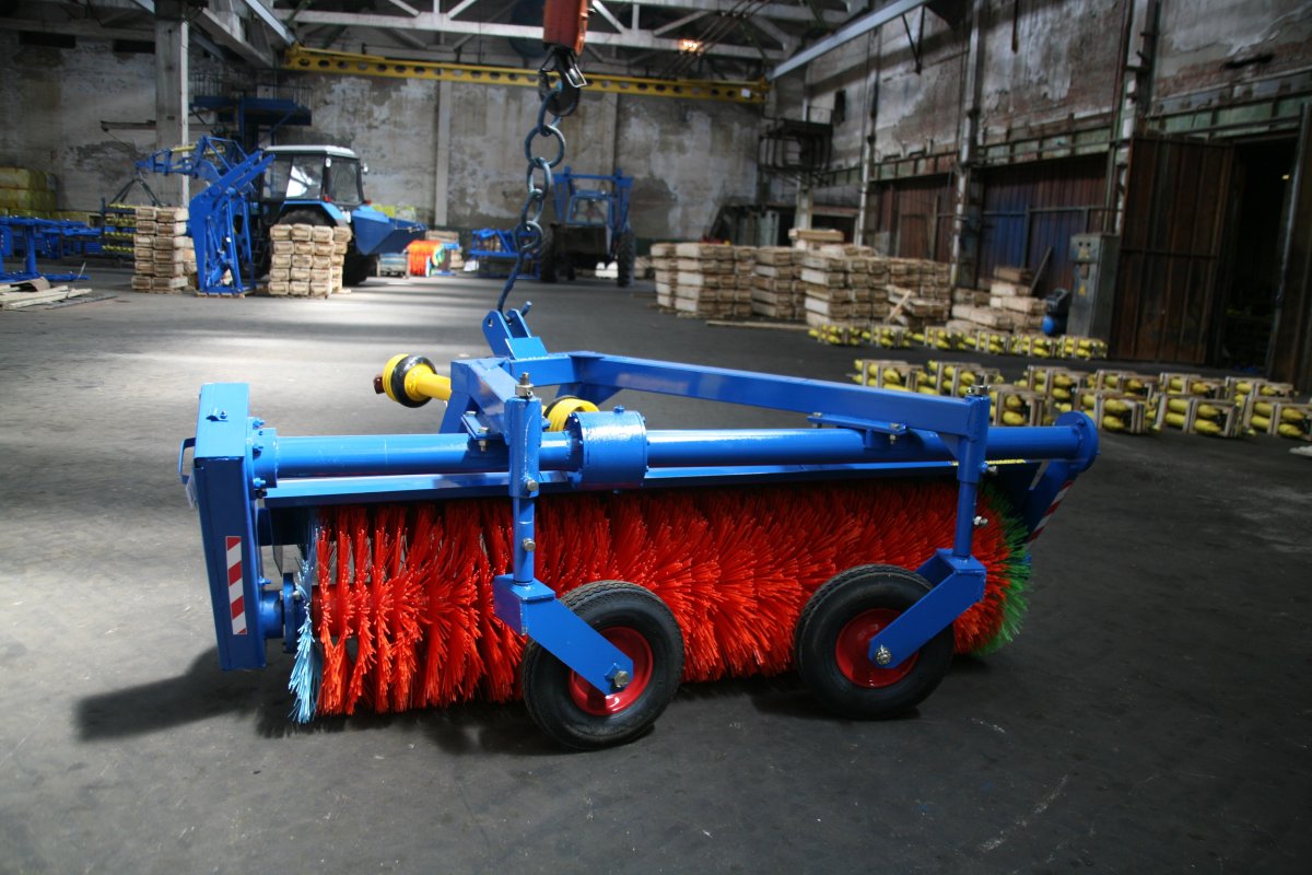 Сальсксельмаш МК -4 щетка Коммунальная