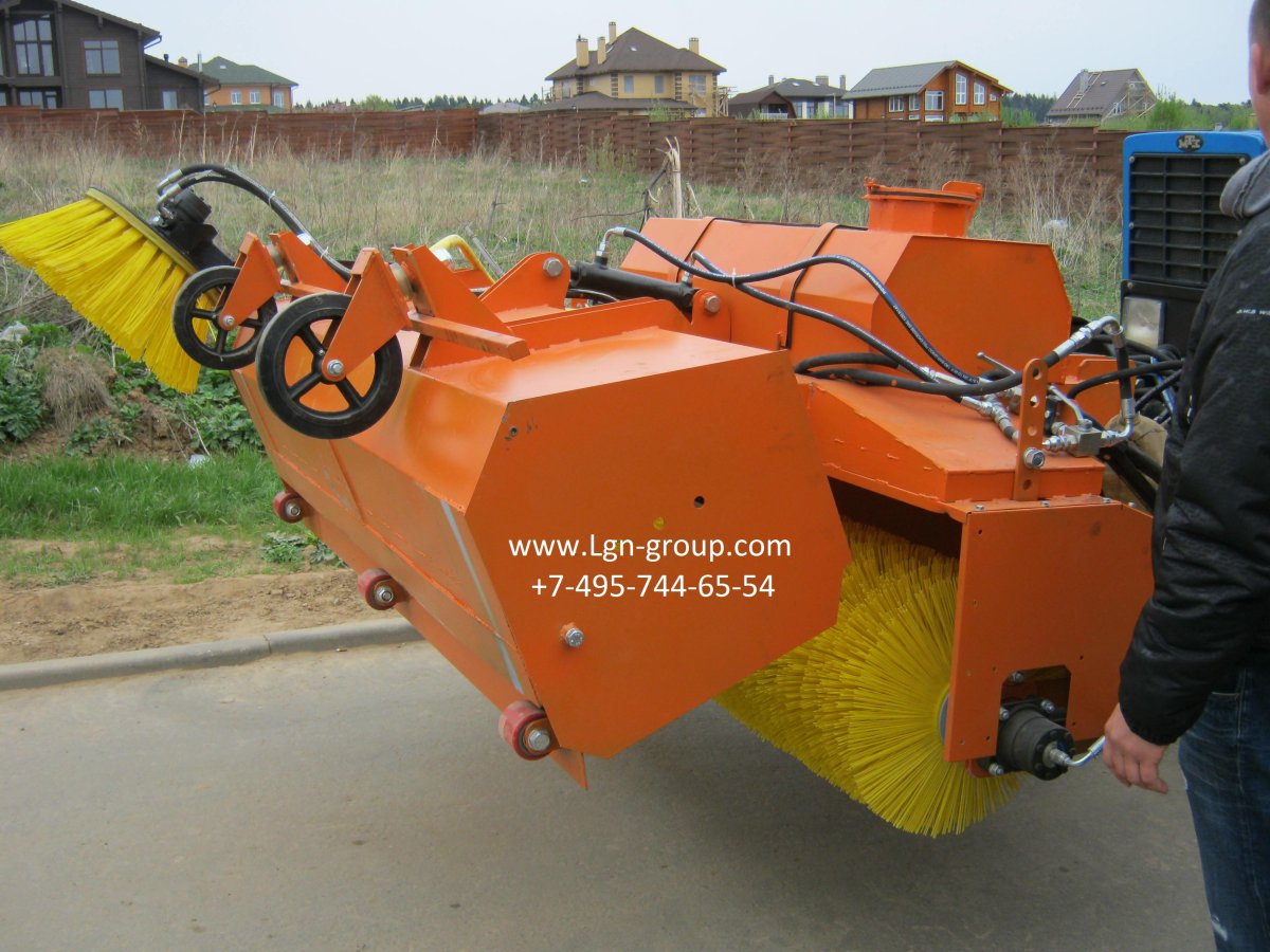 Щетка Коммунальная с бункером для МТЗ 82