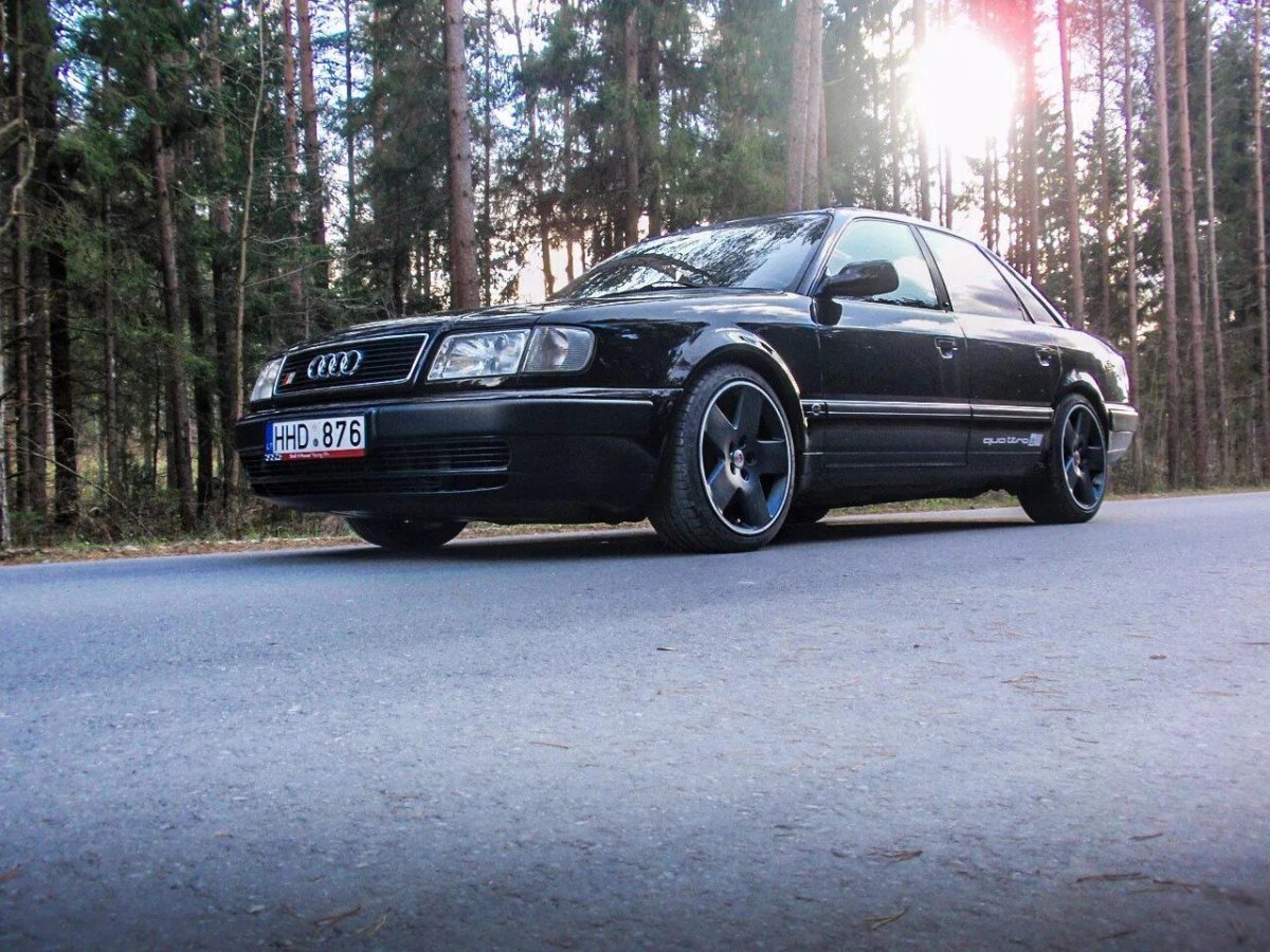 Audi 100 c4 stance