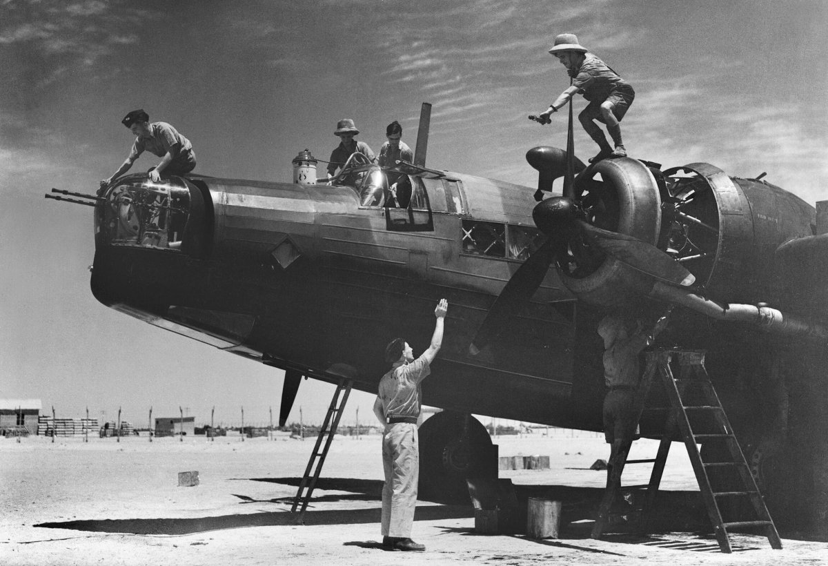 Виккерс Веллингтон бомбардировщик