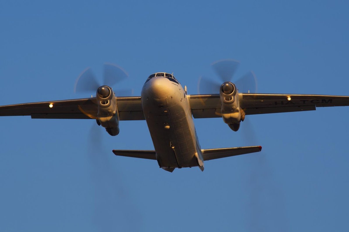 Optimum Aviation an-26 crash
