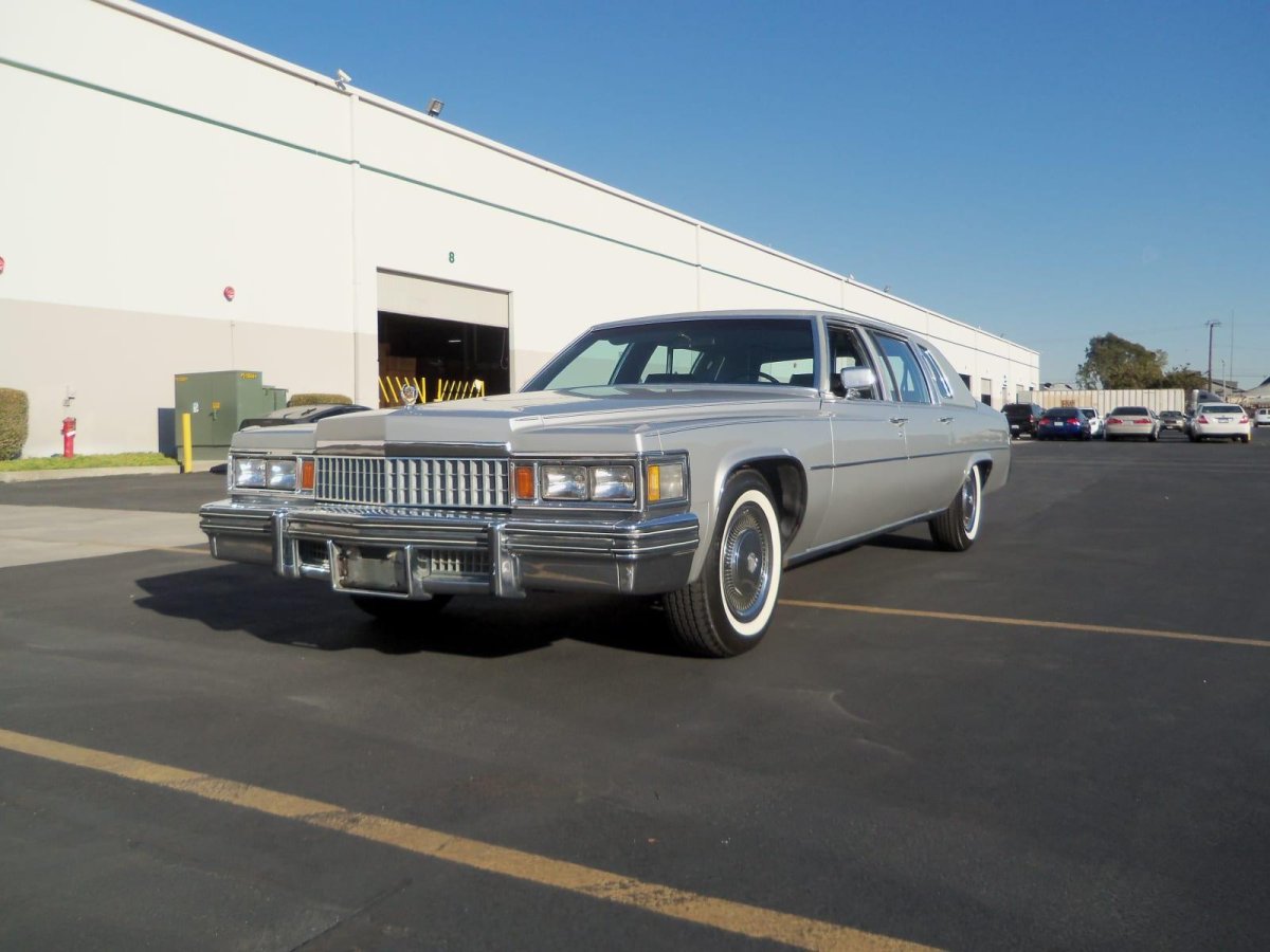 Cadillac Fleetwood 1977