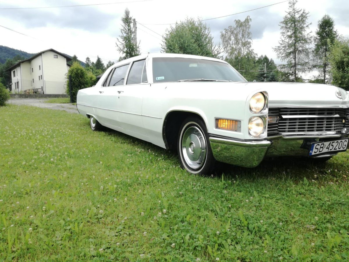 Cadillac Fleetwood 75 Series 1986