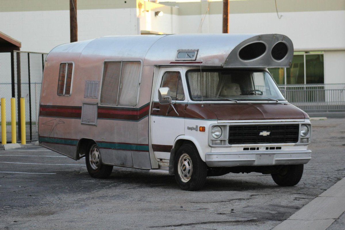 Chevrolet van Camper