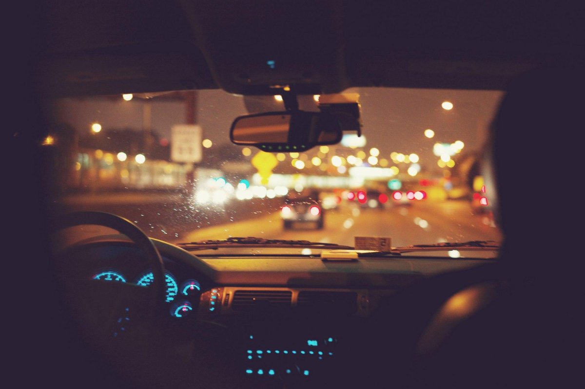 Машина ночью