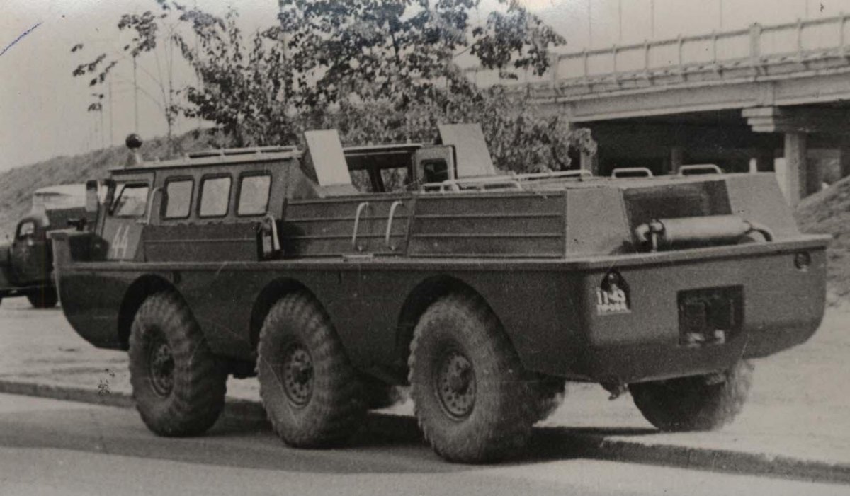 ЗИЛ амфибия 132