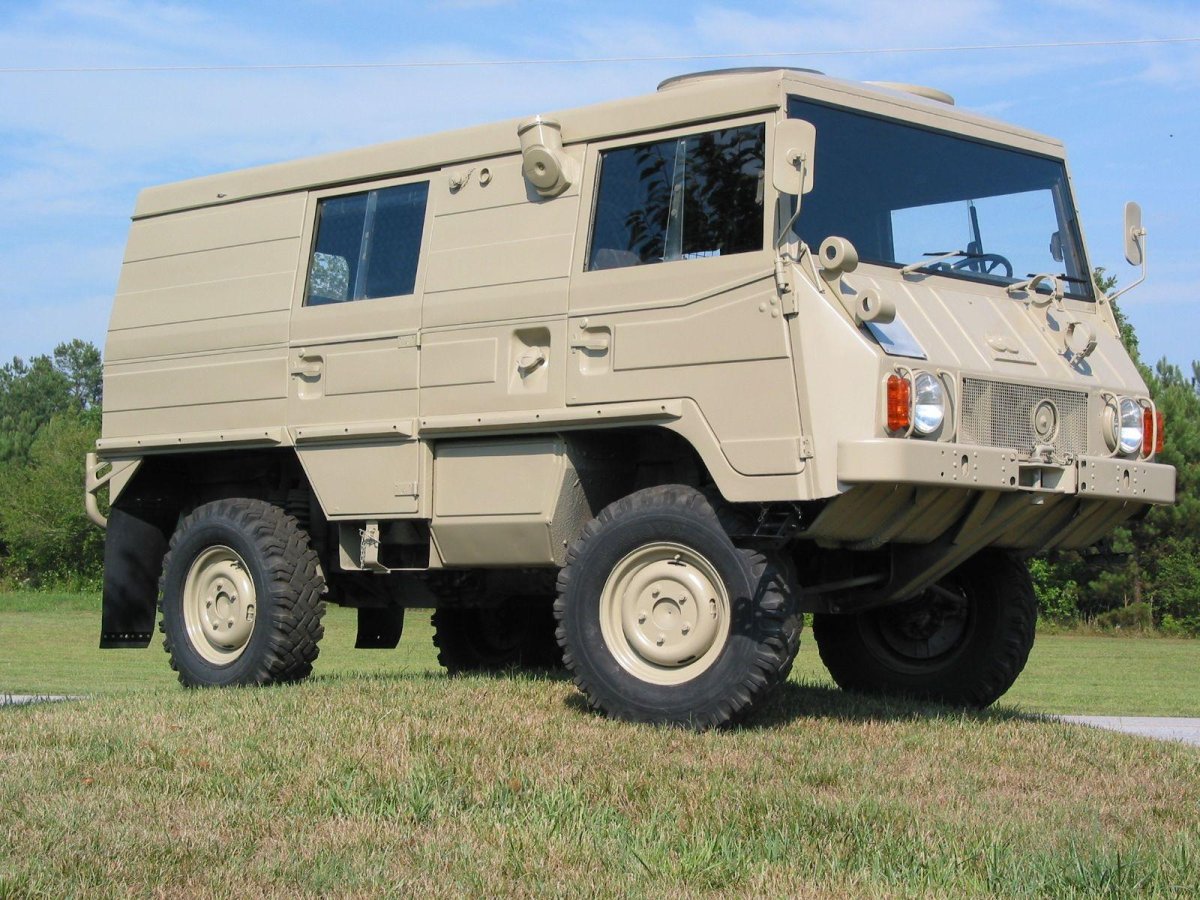 Pinzgauer 712