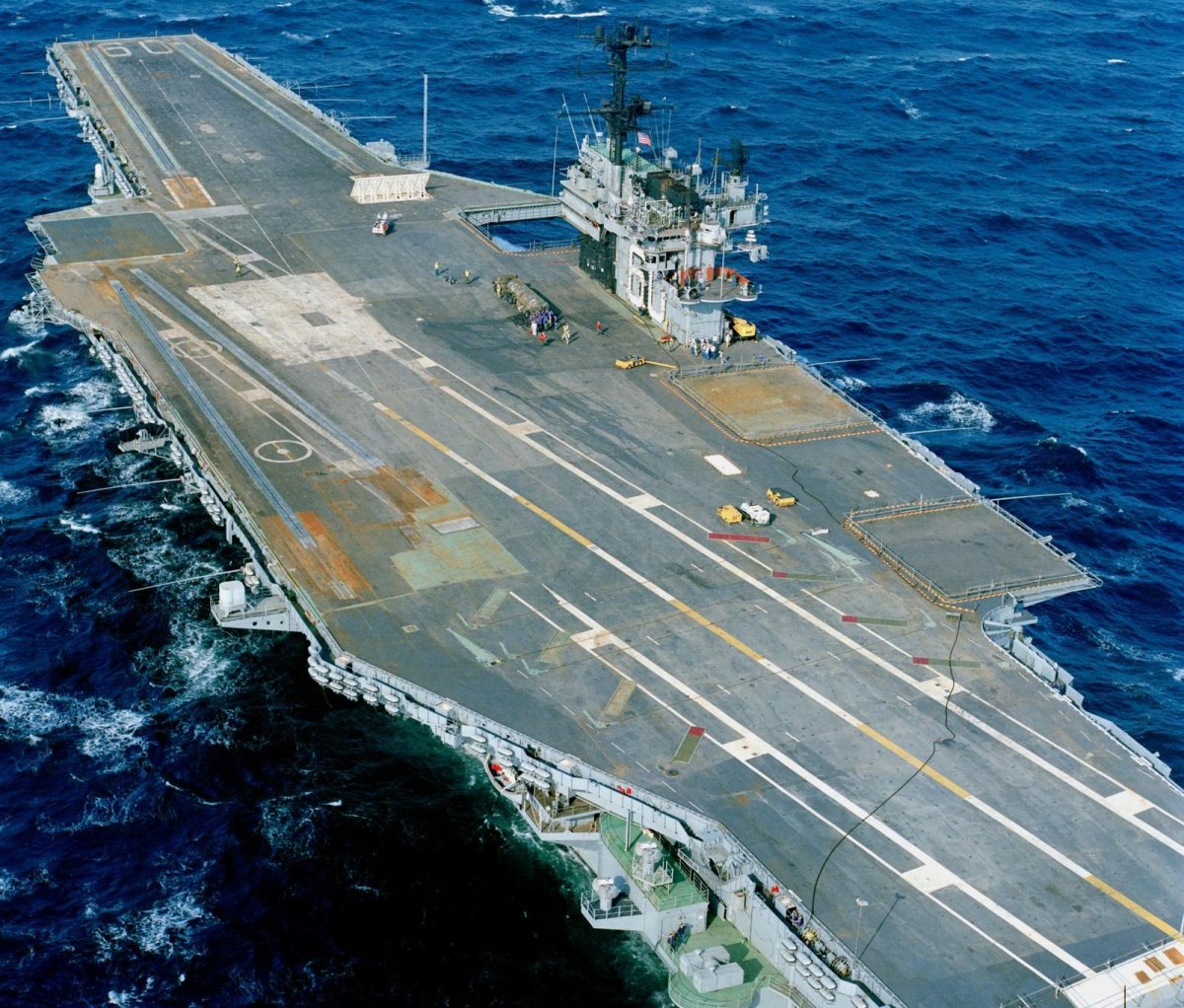 USS Saratoga CV-60