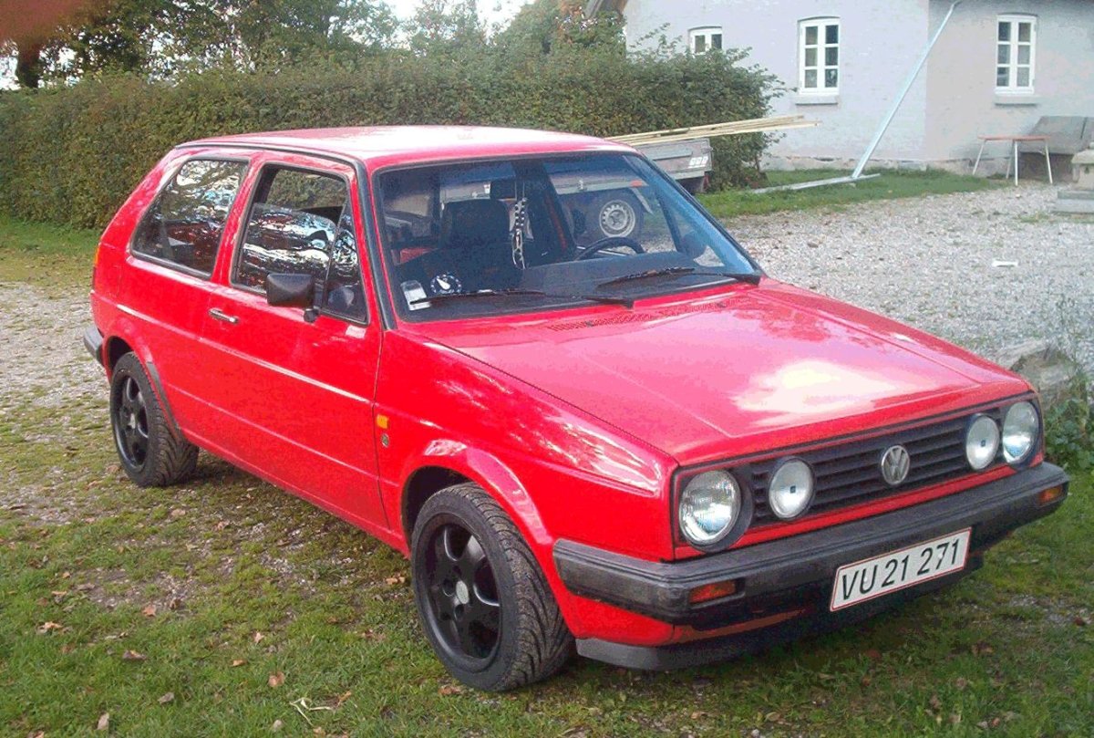 Volkswagen Golf 2 старый