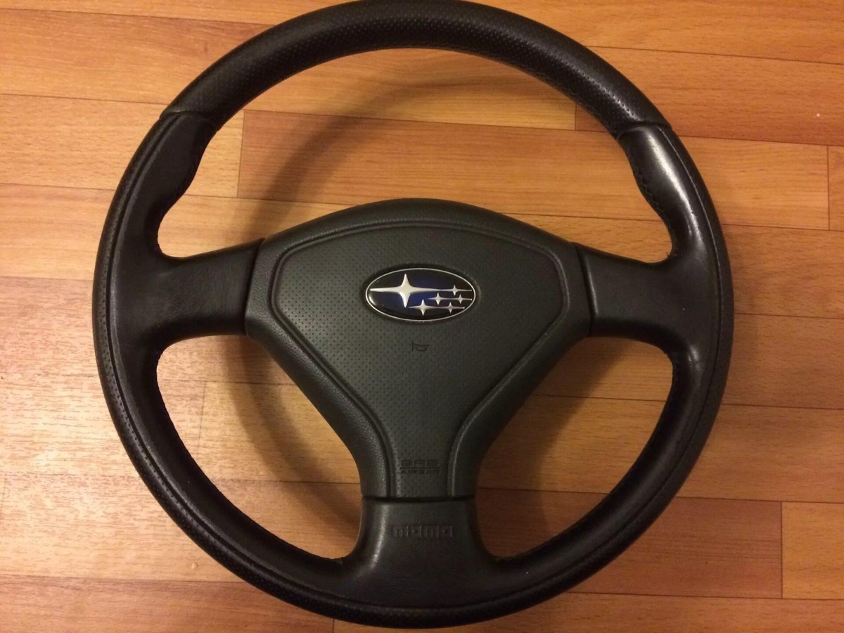 Руль Субару Форестер СГ