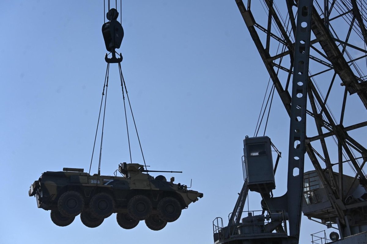 Выгрузка войск в Бердянске