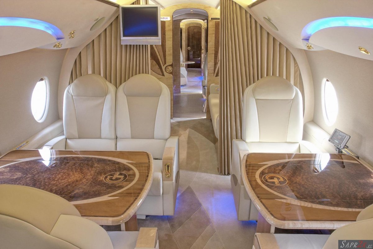 Самолет Абрамовича салон