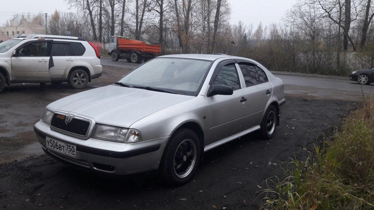 Skoda Octavia старый 2003
