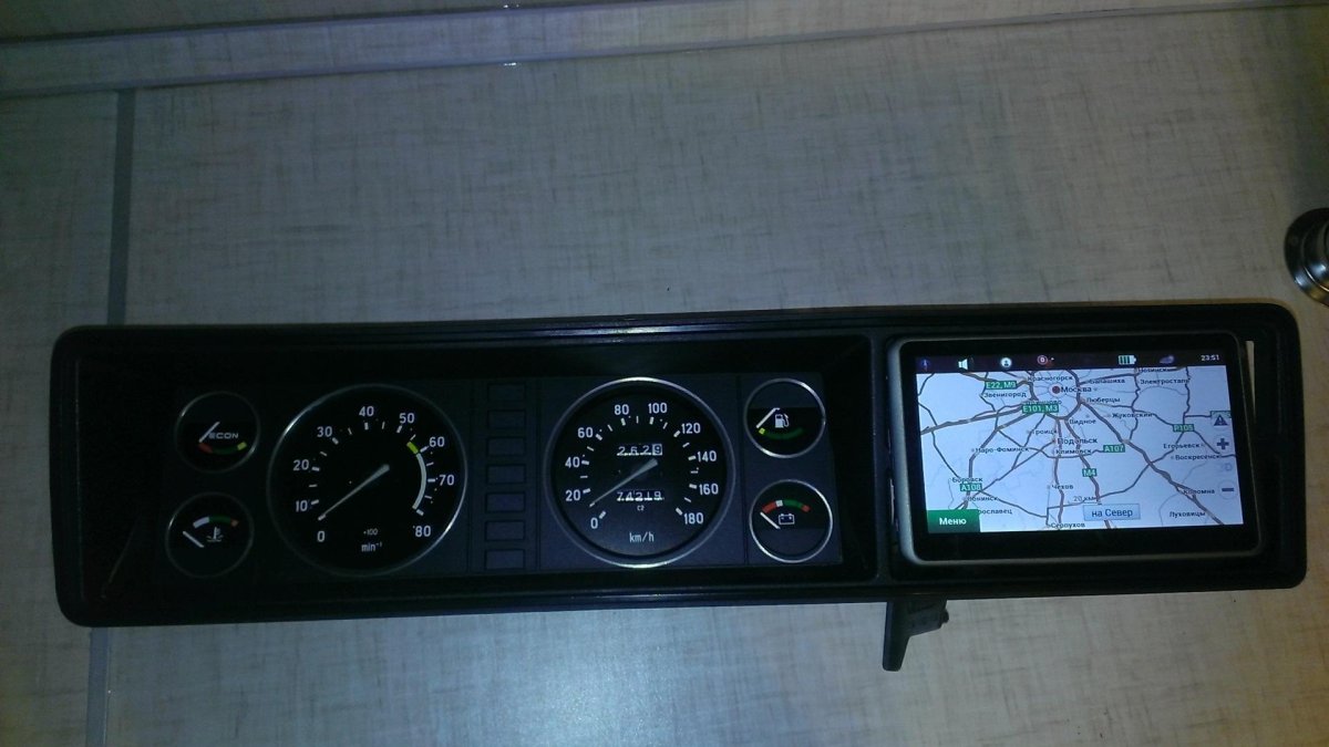 Панель ВАЗ 2107 С экраном