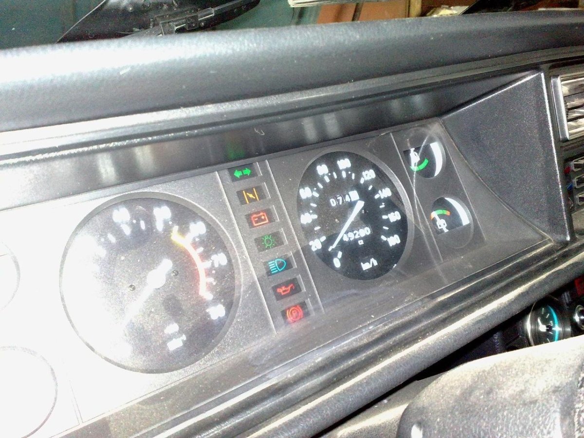 Lada 2107 приборная панель