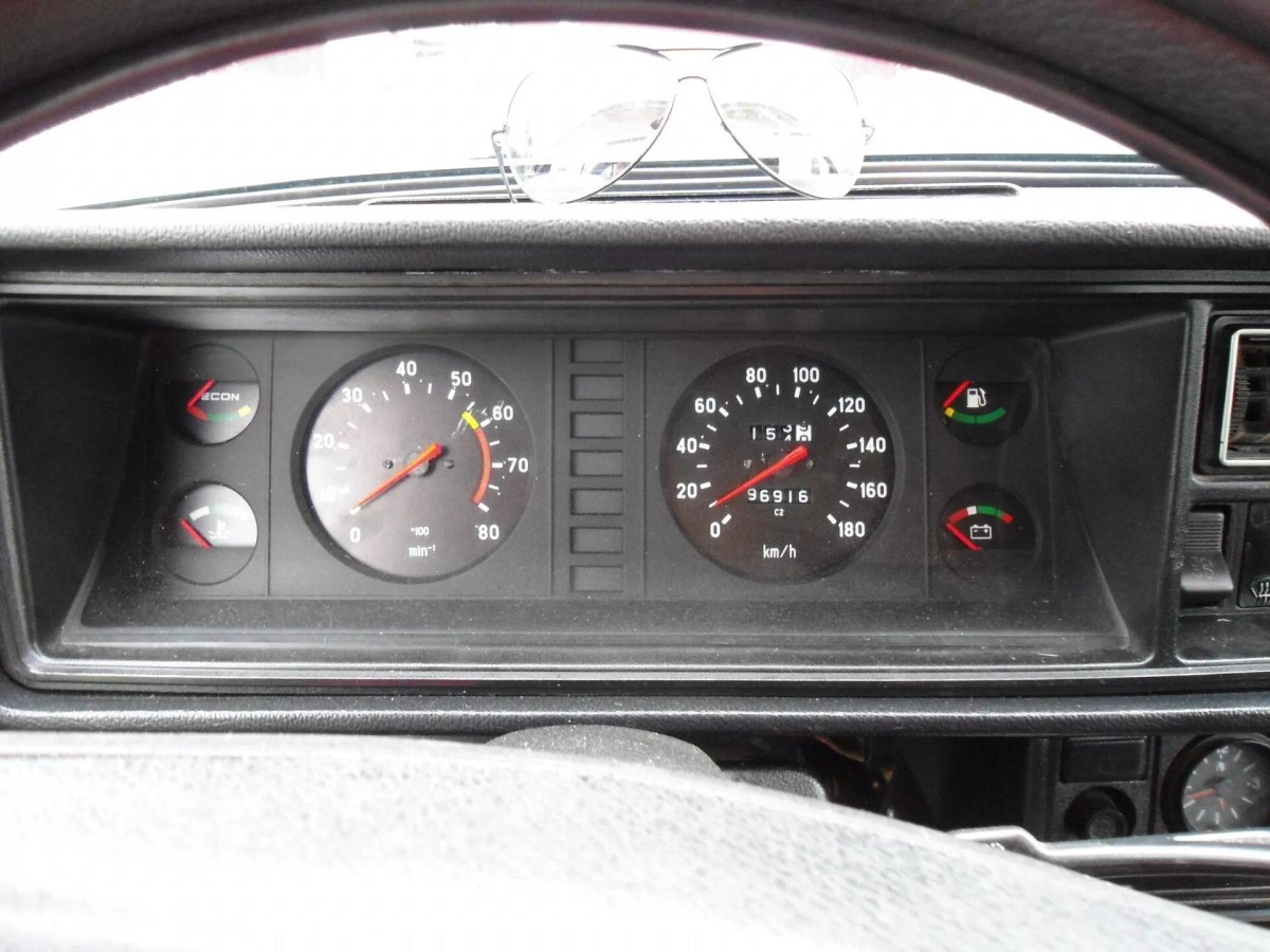 Приборная панель Лада 2105