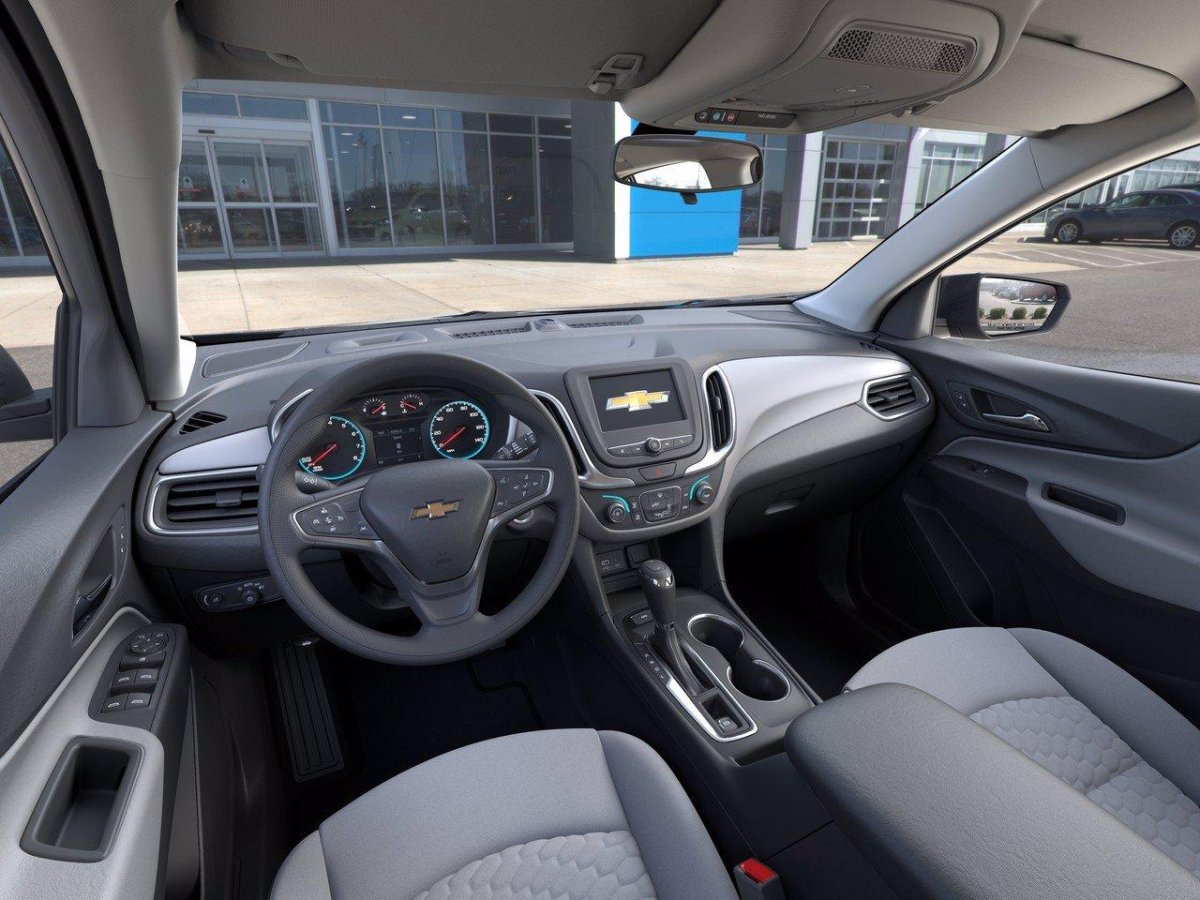 Шевроле Эквинокс 2020