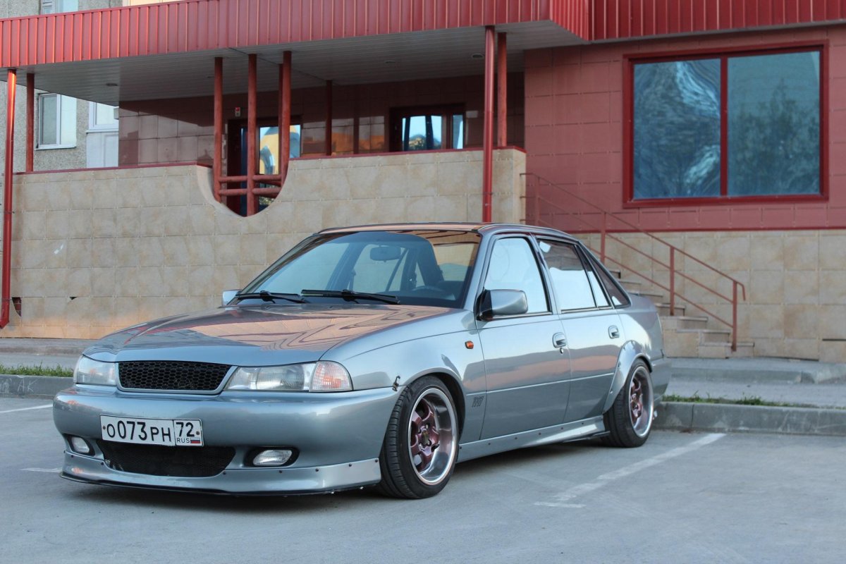 Daewoo Nexia стенс