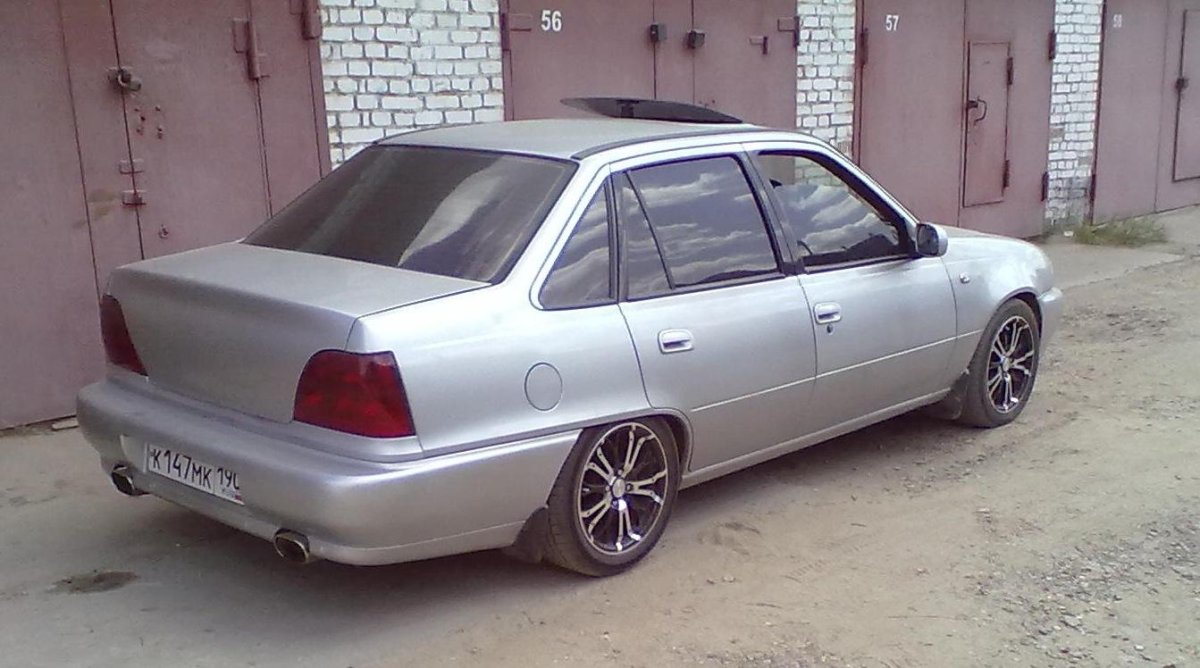 Daewoo Nexia n100 белая
