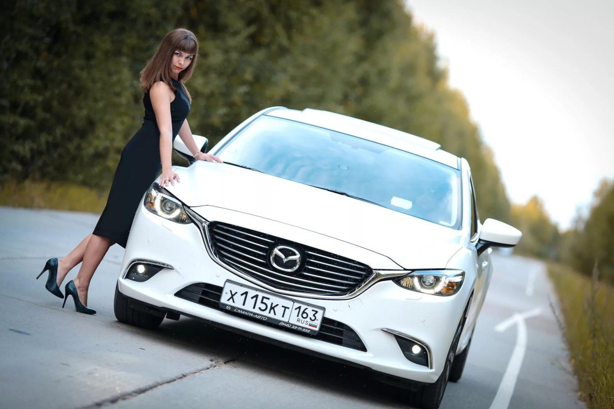 Мазда 6 белая