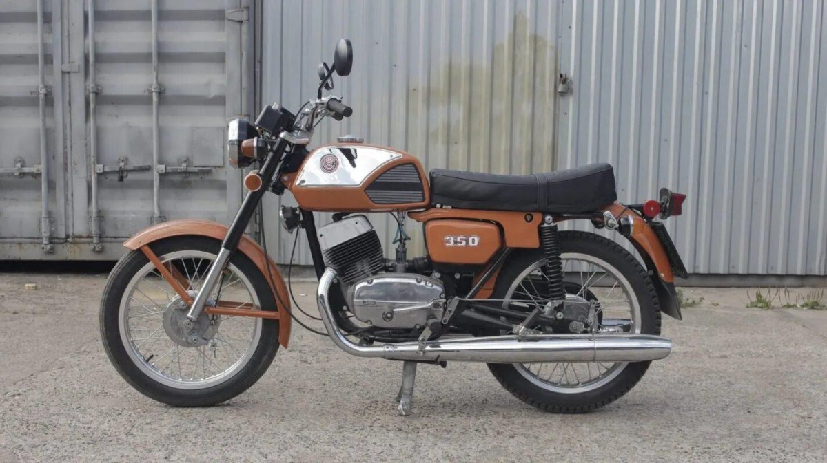 Мотоцикл Ява Чезет 350