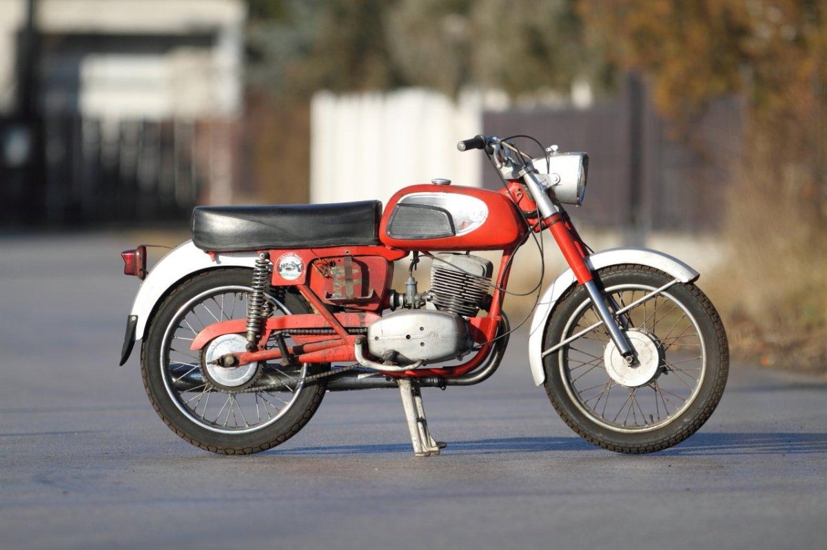 Мотоцикл Ява 450