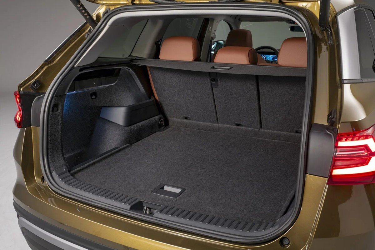 Skoda Karoq 2024 салон