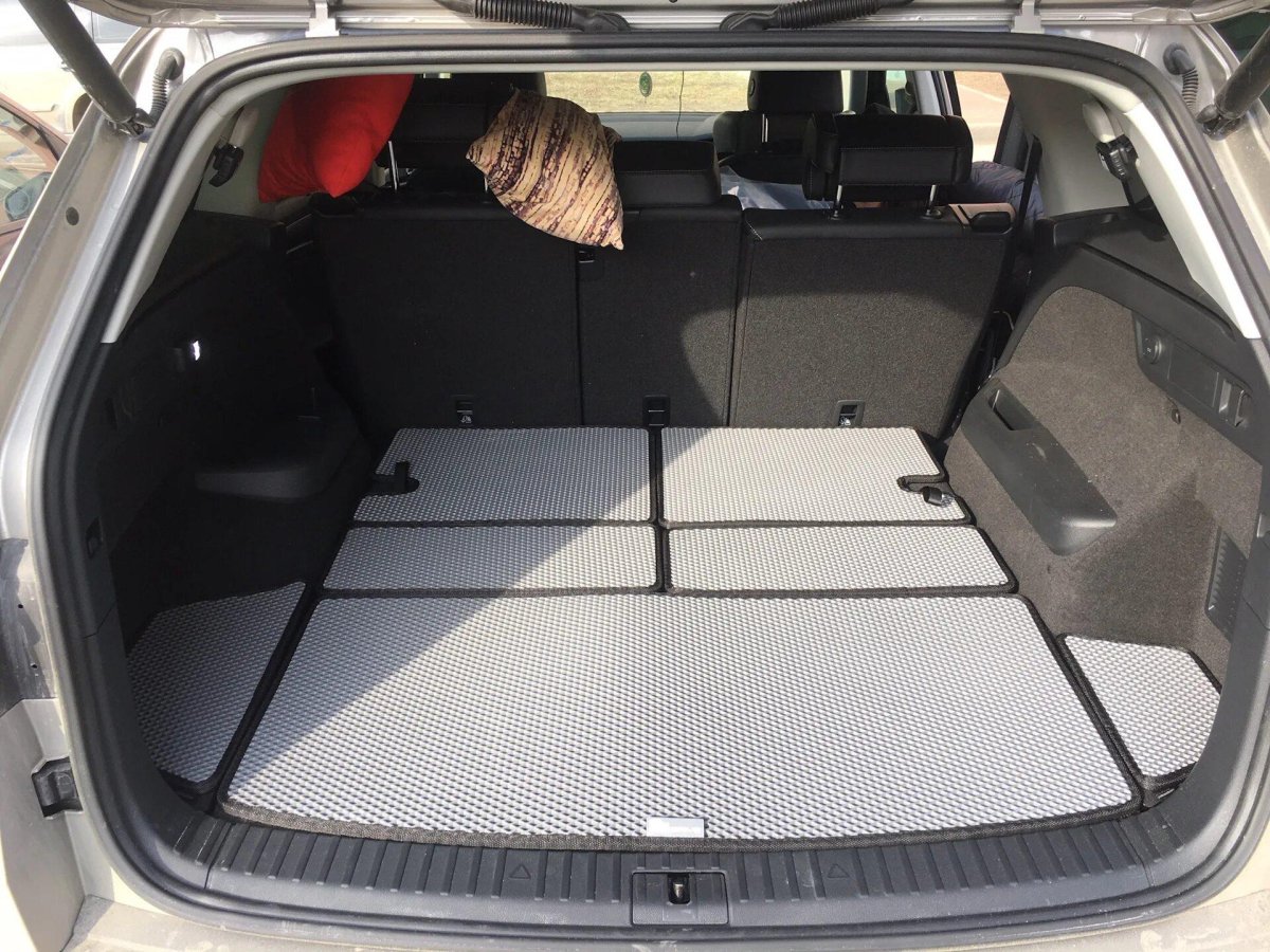 Коврик в багажник Шкода Кодиак 7 мест