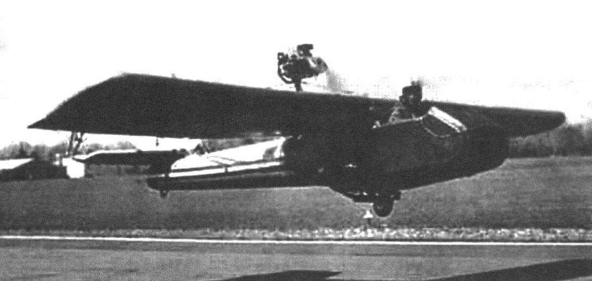 Надувной самолет Goodyear Inflatoplane