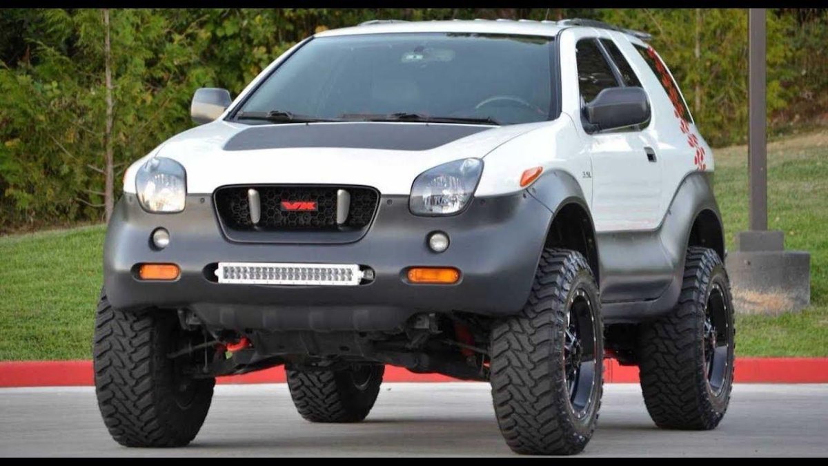 Внедорожник Isuzu VEHICROSS
