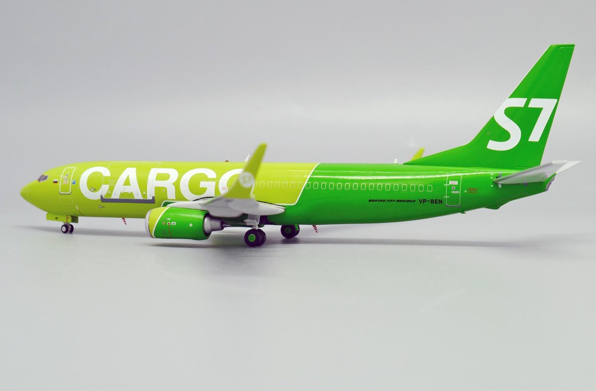 737-800 S7 Cargo